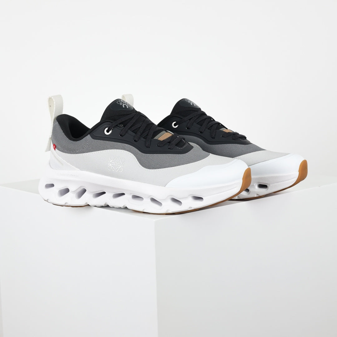 LOEWE x On Cloudtilt Running Shoes - Style 215596898 - view 3
