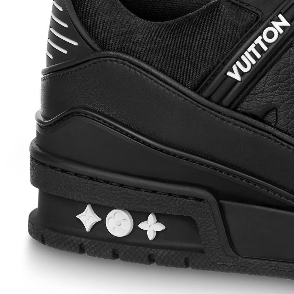 Louis Vuitton Trainer Sneaker All Black - product image 5