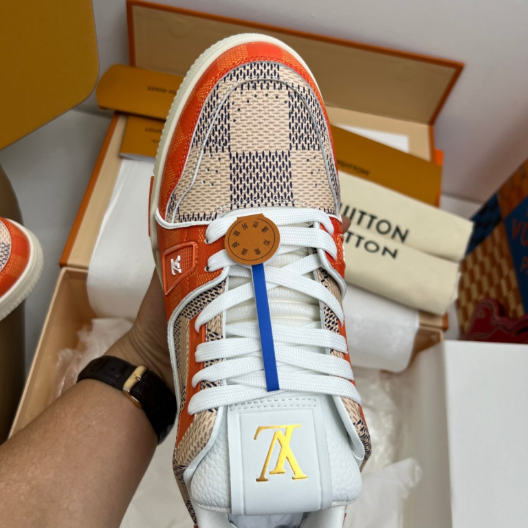 Louis Vuitton Trainer #54 Sneakers Orange - product image 5
